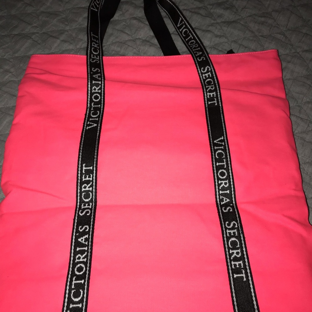 💖NWOT PINK Victoria’s Secret insulated bag💖 - Picture 4 of 5